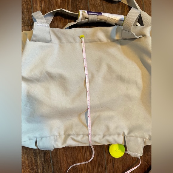 JanSport polka dot duffle bag. - Picture 13 of 16